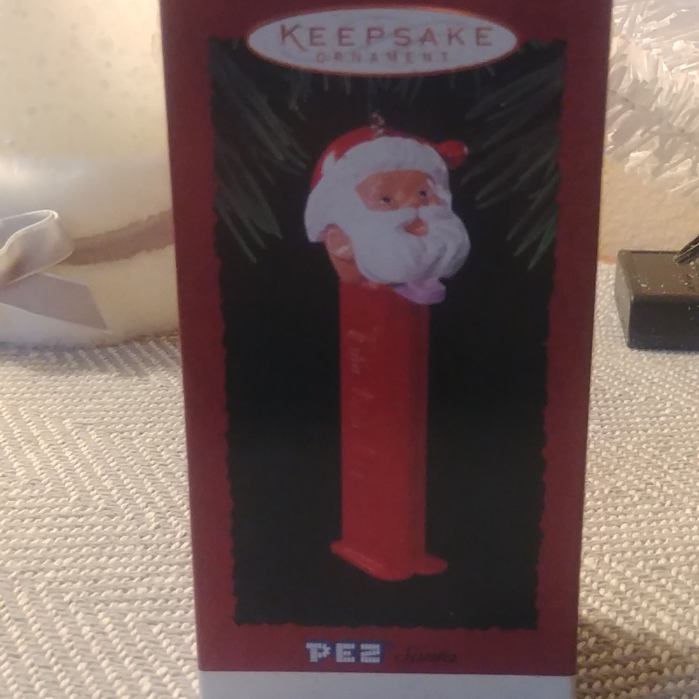 Vintage Hallmark 1995 Pez Santa